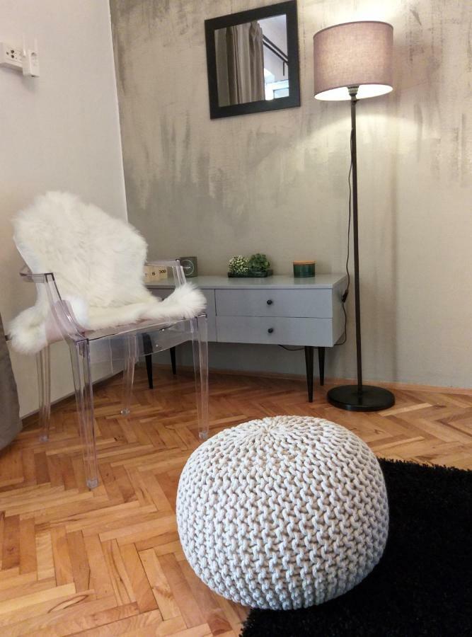 Apartman For 4 - Lovreta ماكارسكا المظهر الخارجي الصورة